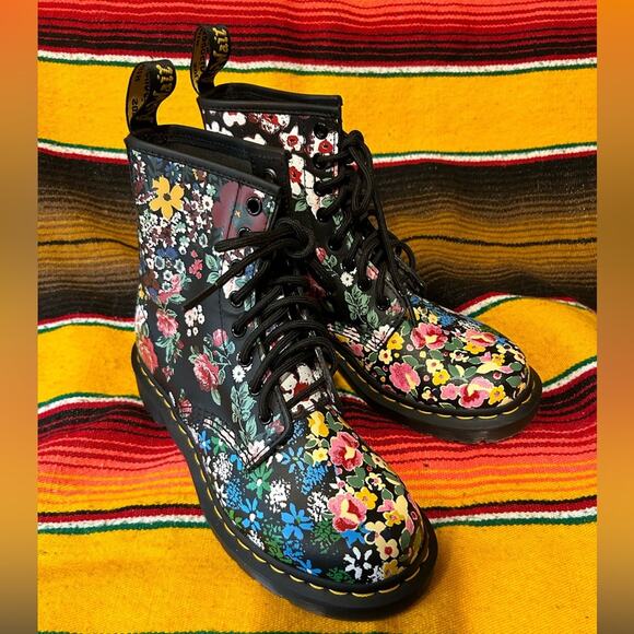 Dr. Martens 1460 Pascal Black Floral Mash Up Boots Size 6 RARE - Picture 3 of 14